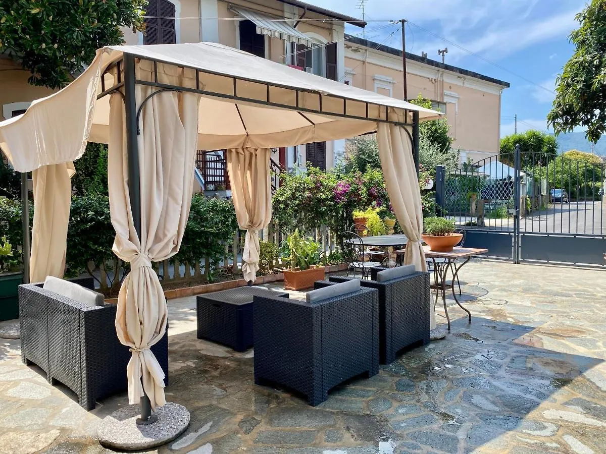 Guest house Casa Nel Golfo - Free Parking Hotel Rapallo